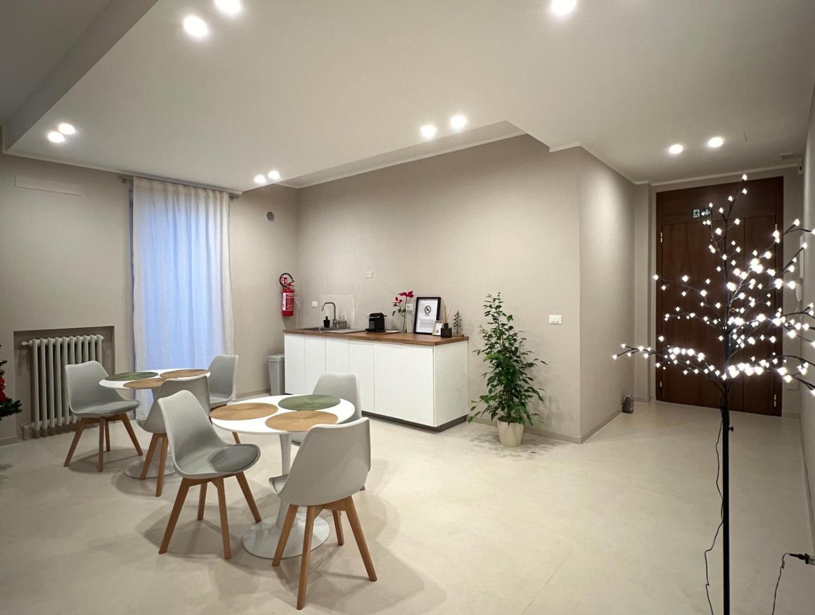 B&B Il Rifugio Urbano Pescara Bagian luar foto