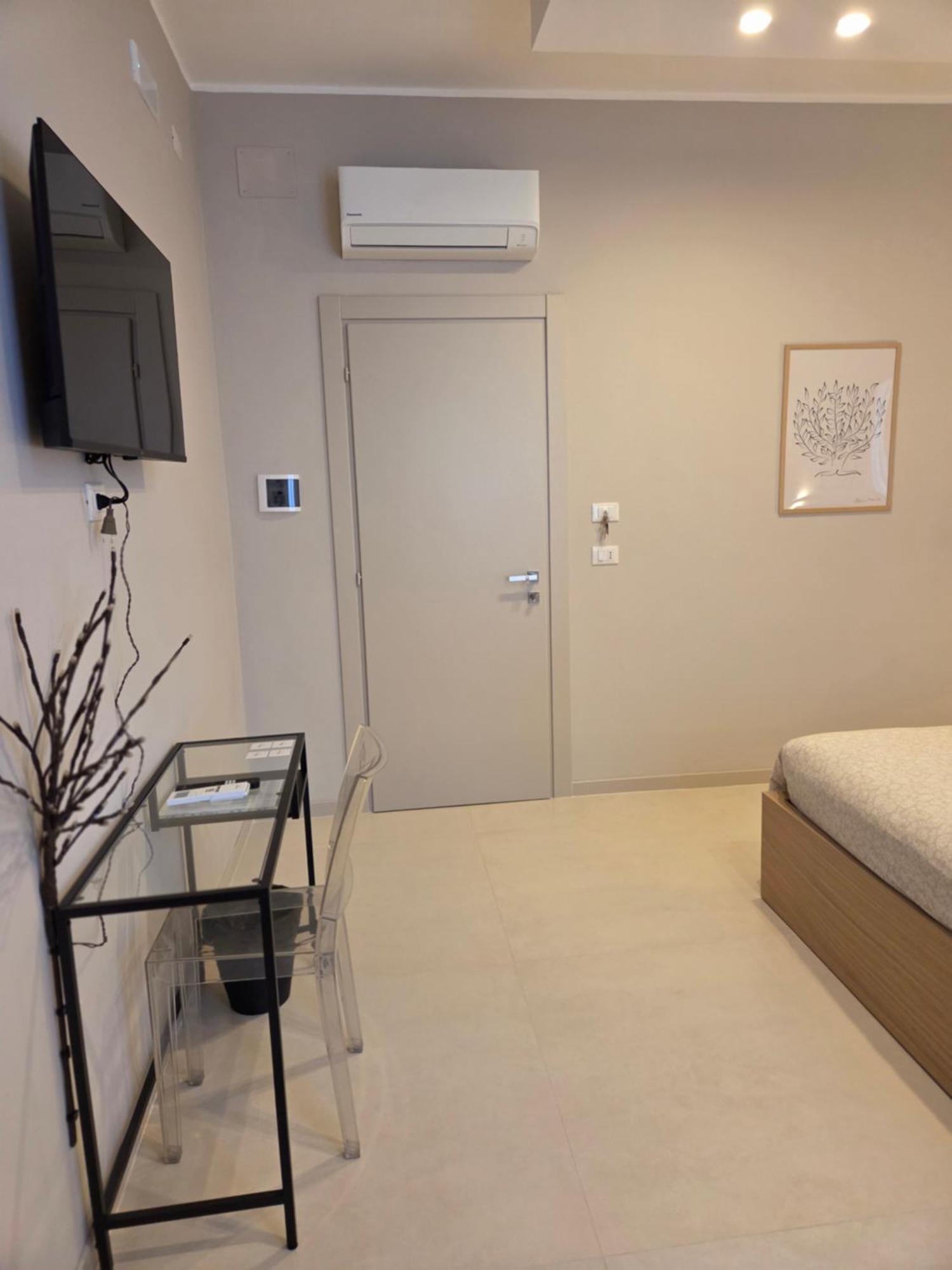 B&B Il Rifugio Urbano Pescara Bagian luar foto